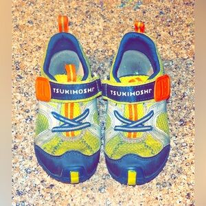 tsukihoshi • boys shoes • size 12 • GUC